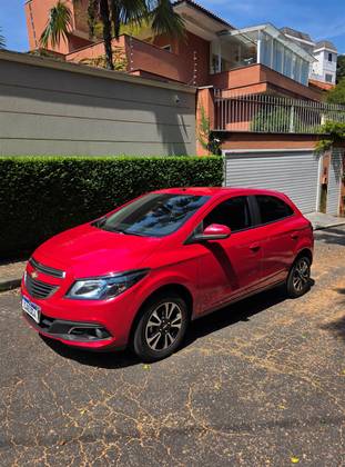 CHEVROLET ONIX 1.4 MPFI LTZ 8V FLEX 4P AUTOMÁTICO CHEVROLET ONIX 1.4 MPFI LTZ 8V FLEX 4P AUTOMÁTICO
